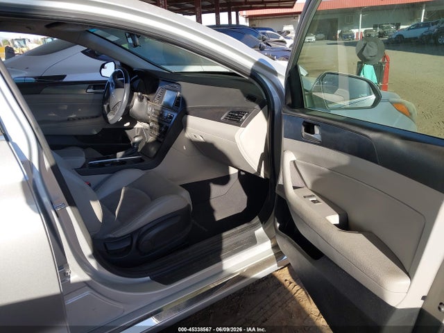 5NPE34AF8HH584010 Hyundai Sonata Sport