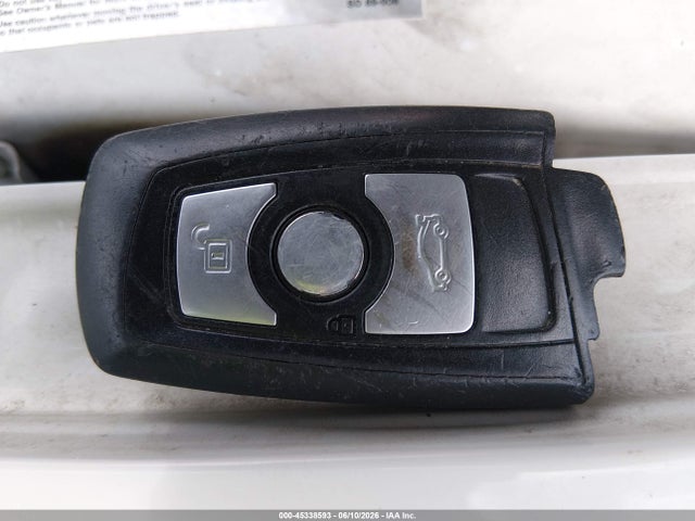 2014 Bmw 328i მანქანა იყიდება აუქციონზე, vin: WBA3A5C55EF605129, აუქციონის ნომერი: 45338593