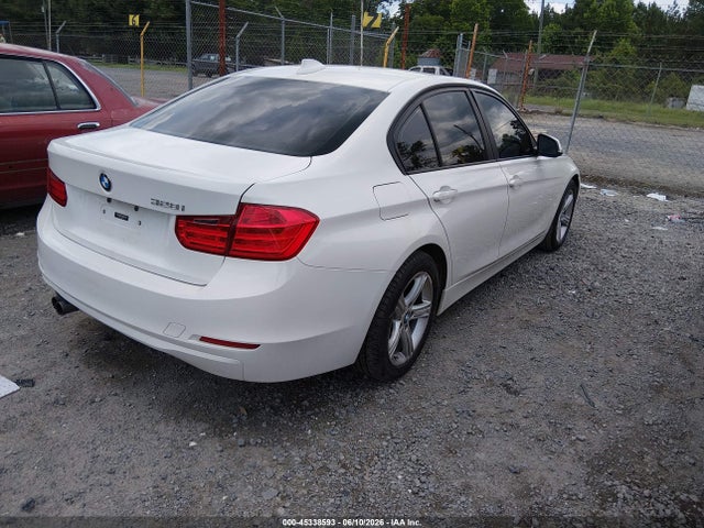 2014 Bmw 328i მანქანა იყიდება აუქციონზე, vin: WBA3A5C55EF605129, აუქციონის ნომერი: 45338593