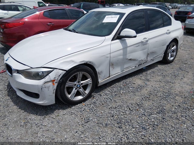 2014 Bmw 328i მანქანა იყიდება აუქციონზე, vin: WBA3A5C55EF605129, აუქციონის ნომერი: 45338593