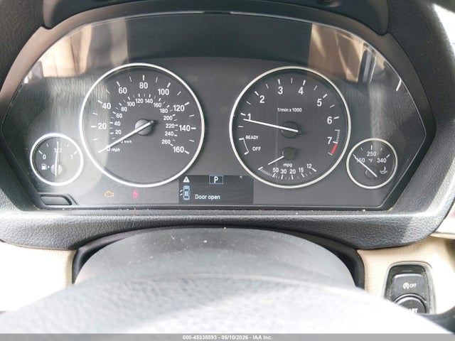 2014 Bmw 328i მანქანა იყიდება აუქციონზე, vin: WBA3A5C55EF605129, აუქციონის ნომერი: 45338593