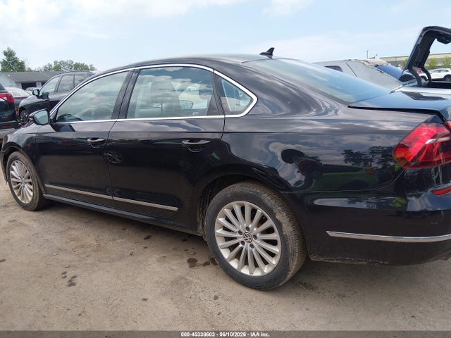 Aukcja sprzedaży 2017 Volkswagen Passat 1.8t Se, vin: 1VWBT7A36HC020911, numer aukcji: 45338603