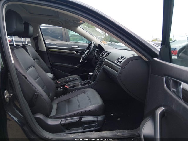 Aukcja sprzedaży 2017 Volkswagen Passat 1.8t Se, vin: 1VWBT7A36HC020911, numer aukcji: 45338603