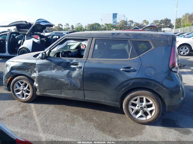 KNDJ23AU7P7199230 KIA SOUL S