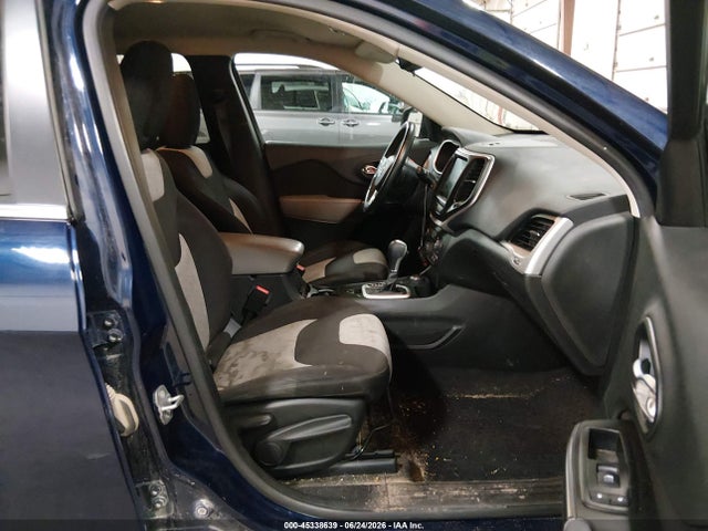 2014 Jeep Cherokee Latitude მანქანა იყიდება აუქციონზე, vin: 1C4PJMCS4EW146986, აუქციონის ნომერი: 45338639
