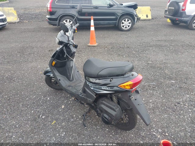 Yiben 5 Series 2023 LYDY5TKH1P1500166 Image 3