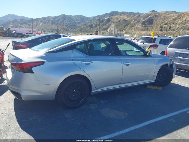 1N4BL4BV2LC185841 Nissan Altima S Fwd