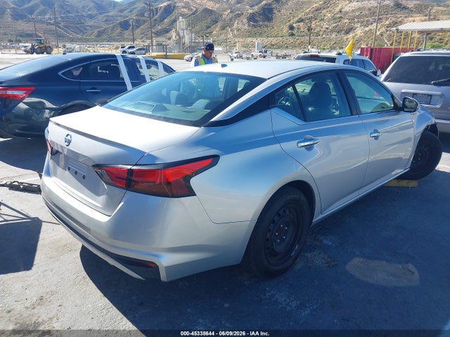 1N4BL4BV2LC185841 Nissan Altima S Fwd