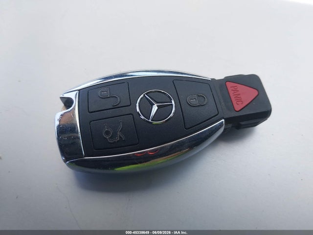 45338649 :رقم المزاد ، 55SWF4JB5HU220990 vin ، 2017 Mercedes-benz C 300 مزاد بيع