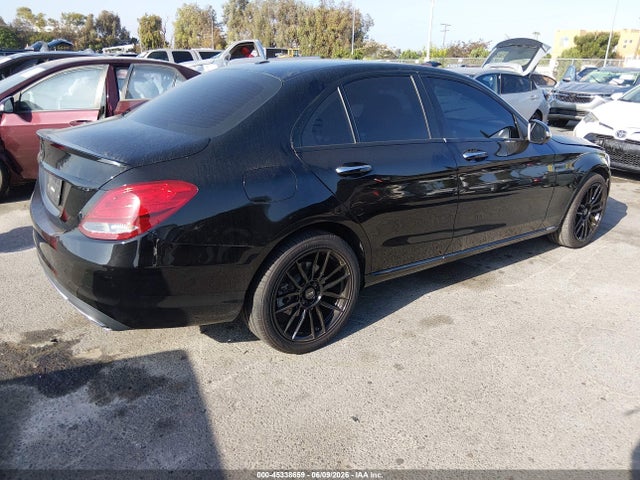 55SWF4KB4GU173531 Mercedes-Benz C 300 4matic