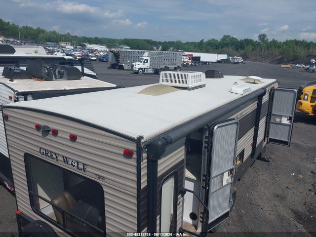 2018 Forest River Cherokee Grey Wolf Limited 26rl Travel Trailer მანქანა იყიდება აუქციონზე, vin: 4X4TCKB29JK044528, აუქციონის ნომერი: 45338738