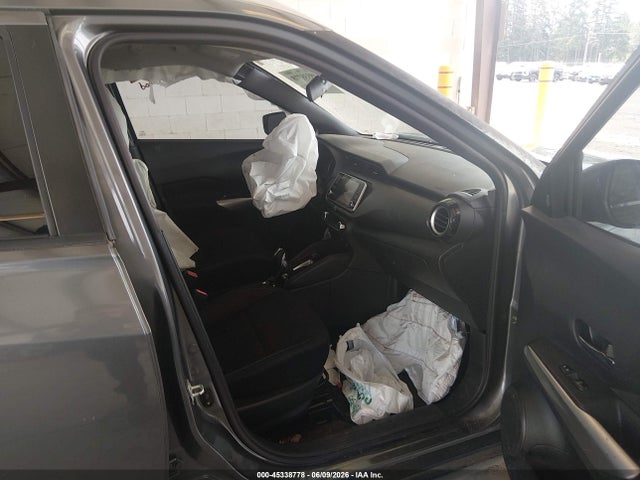 3N1CP5CV2LL495860 Nissan Kicks Sv Xtronic Cvt