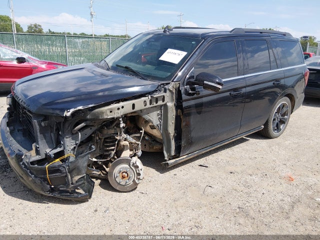 Ford Expedition Limited 2023 1FMJU2A89PEA34357 Image 2