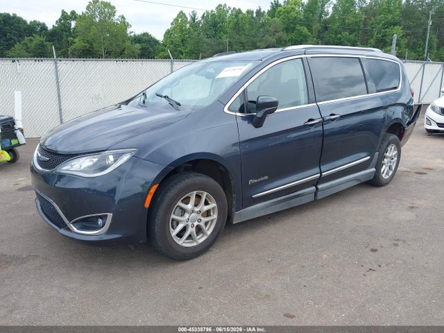 Продаж на аукціоні авто 2020 Chrysler Pacifica Touring L, vin: 2C4RC1BG9LR140525, номер лоту: 45338796