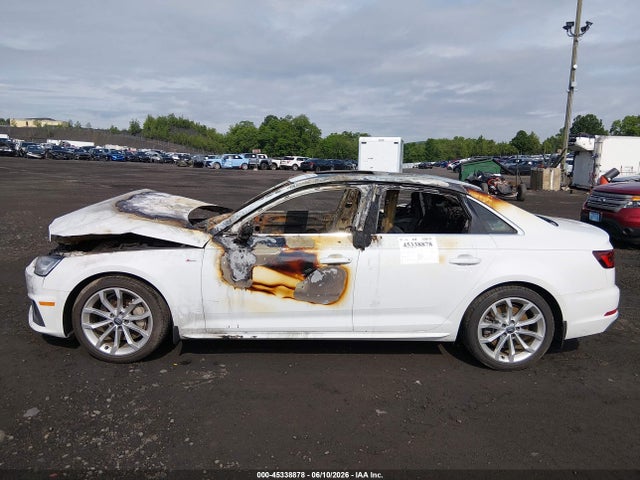 Продажа на аукционе авто 2019 Audi A4 45 Premium, vin: WAUENAF4XKA113892, номер лота: 45338878