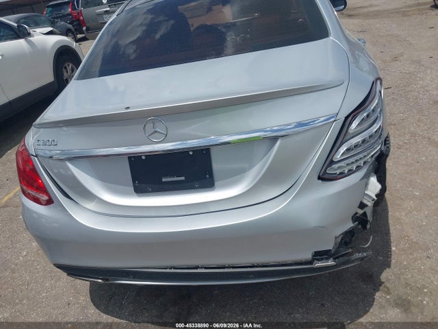 45338890 :رقم المزاد ، 55SWF4JB9FU091584 vin ، 2015 Mercedes-benz C 300 Sport مزاد بيع