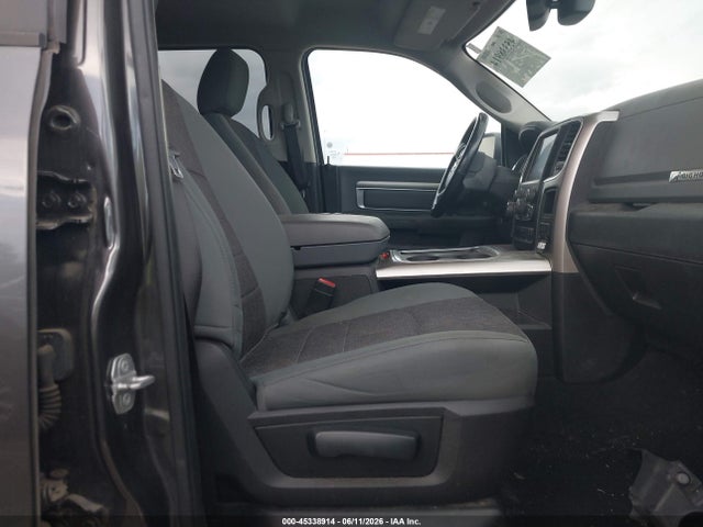 Продажа на аукционе авто 2017 Ram 1500 Big Horn  4x4 5'7 Box, vin: 1C6RR7LM3HS875116, номер лота: 45338914