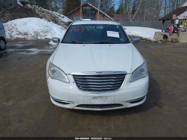2014 Chrysler 200 Lx მანქანა იყიდება აუქციონზე, vin: 1C3CCBAB7EN145308, აუქციონის ნომერი: 45338955