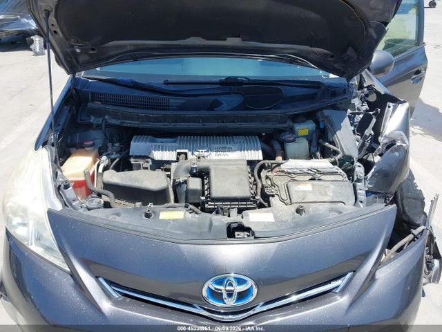 45338961 :رقم المزاد ، JTDZN3EU8EJ015143 vin ، 2014 Toyota Prius V Three مزاد بيع