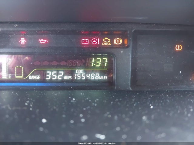 45338961 :رقم المزاد ، JTDZN3EU8EJ015143 vin ، 2014 Toyota Prius V Three مزاد بيع