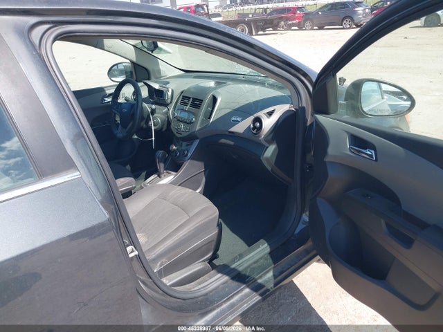 2015 Chevrolet Sonic Lt Auto მანქანა იყიდება აუქციონზე, vin: 1G1JC5SG8F4200928, აუქციონის ნომერი: 45338987