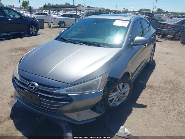 Hyundai Elantra Value Edition 2019 KMHD84LF1KU857842 Image 2