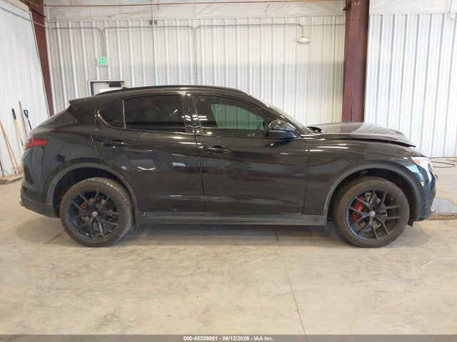 ZASFAKNN5J7B98677 Alfa Romeo Stelvio Ti Sport Awd