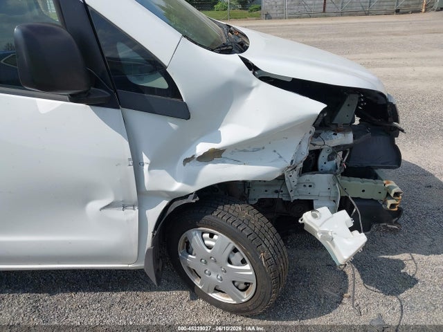 2015 Nissan Nv200 Sv მანქანა იყიდება აუქციონზე, vin: 3N6CM0KN3FK729781, აუქციონის ნომერი: 45339027