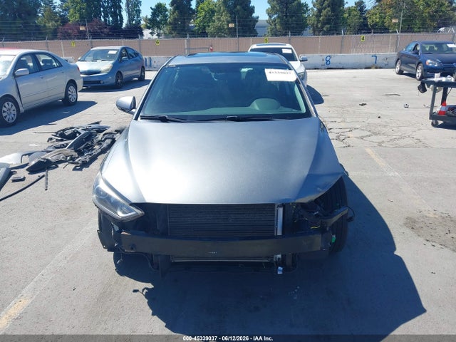 KMHD84LF8HU244500 Hyundai Elantra Value Edition