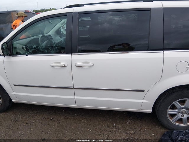 Aukcja sprzedaży 2010 Chrysler Town & Country Touring, vin: 2A4RR5D14AR176712, numer aukcji: 45339050