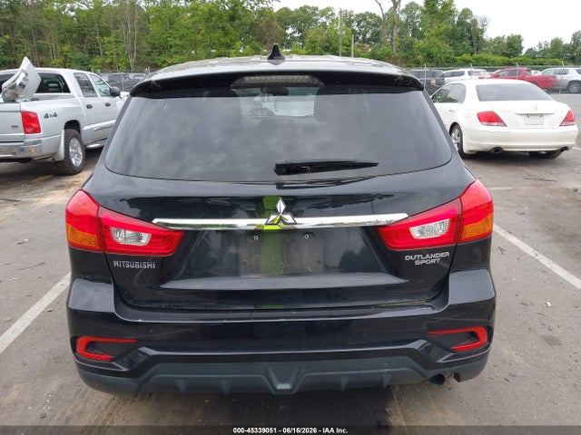 2018 Mitsubishi Outlander Sport 2.0 Es მანქანა იყიდება აუქციონზე, vin: JA4AP3AU1JU012925, აუქციონის ნომერი: 45339051