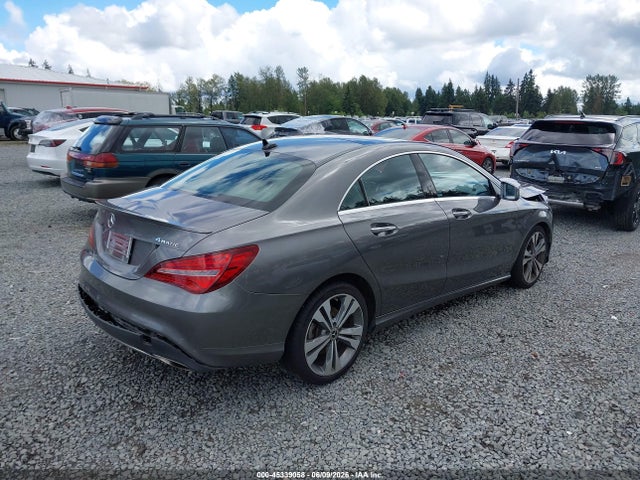 WDDSJ4GB6KN727224 Mercedes-Benz CLA 250 4MATIC