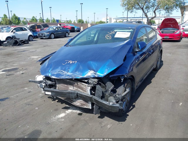 Hyundai ELANTRA SEL 2018 5NPD84LF5JH332070 Image 6