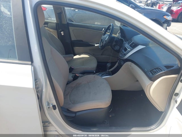 2016 Hyundai Accent Se მანქანა იყიდება აუქციონზე, vin: KMHCT4AE0GU107358, აუქციონის ნომერი: 45339130