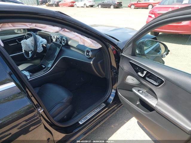 45339137 :رقم المزاد ، W1KAF4HB3NR041568 vin ، 2022 Mercedes-benz C 300 4matic مزاد بيع