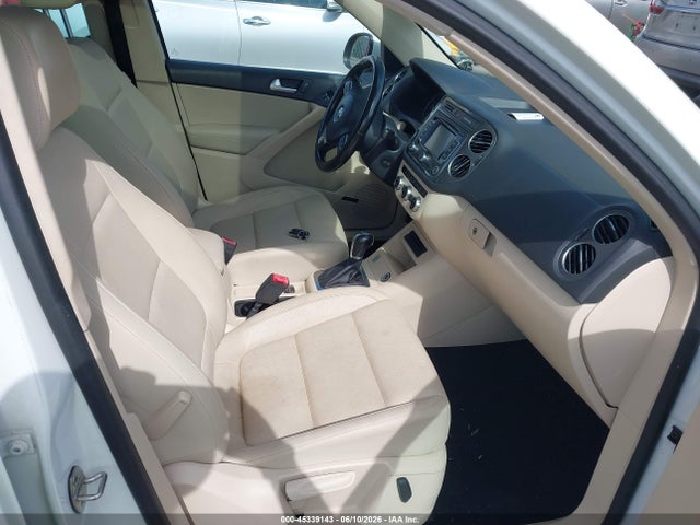 Продажа на аукционе авто 2015 Volkswagen Tiguan Sel, vin: WVGBV7AX6FW101849, номер лота: 45339143