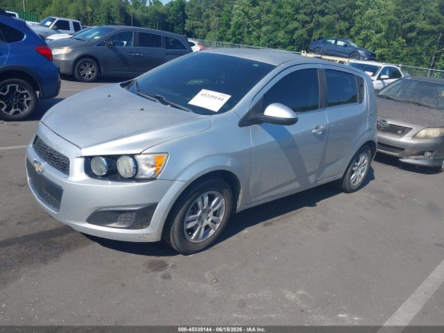 45339144 :رقم المزاد ، 1G1JC6SH2F4199225 vin ، 2015 Chevrolet Sonic Lt Auto مزاد بيع