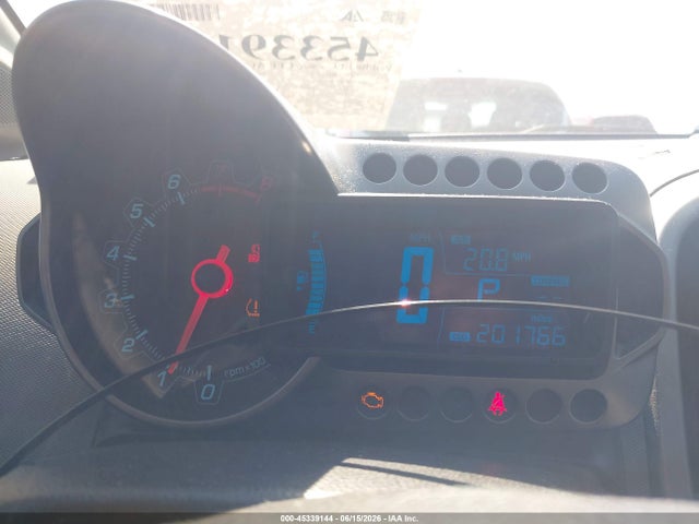 45339144 :رقم المزاد ، 1G1JC6SH2F4199225 vin ، 2015 Chevrolet Sonic Lt Auto مزاد بيع