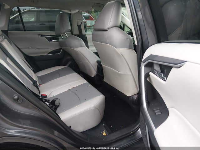 45339164 :رقم المزاد ، 2T3A1RFV1KW053586 vin ، 2019 Toyota Rav4 Xle Premium مزاد بيع