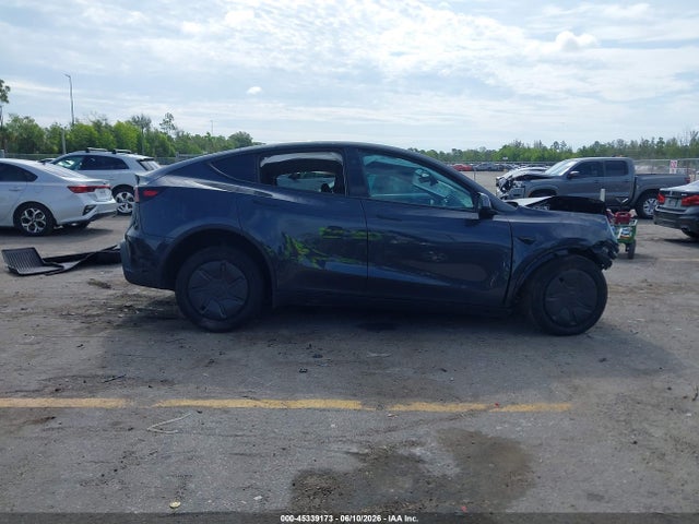 2026 Tesla Model Y მანქანა იყიდება აუქციონზე, vin: 7SAYGDED0TA606146, აუქციონის ნომერი: 45339173