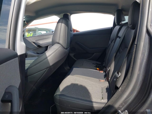 2026 Tesla Model Y მანქანა იყიდება აუქციონზე, vin: 7SAYGDED0TA606146, აუქციონის ნომერი: 45339173