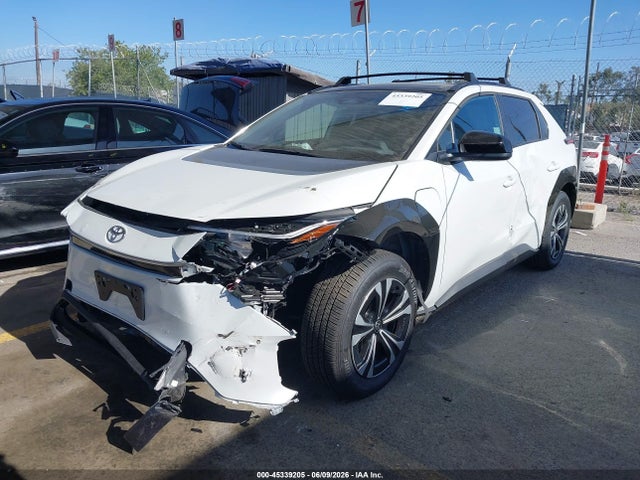 Toyota BZ4X XLE 2025 JTMAAAAA1SA073664 Image 2