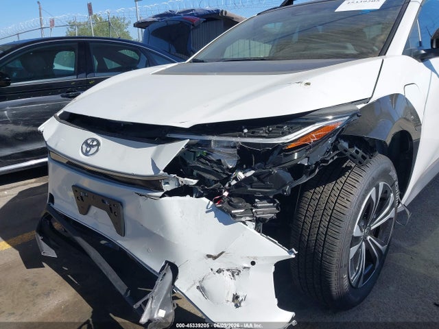 Toyota BZ4X XLE 2025 JTMAAAAA1SA073664 Image 6