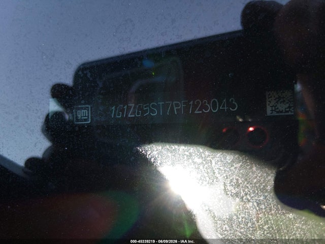 1G1ZG5ST7PF123043 Chevrolet Malibu Fwd Rs