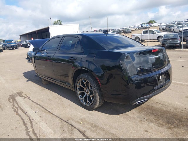 Aukcja sprzedaży 2018 Chrysler 300 300s, vin: 2C3CCABG7JH201593, numer aukcji: 45339249