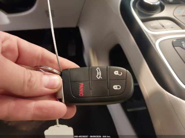 Aukcja sprzedaży 2016 Chrysler 200 Limited, vin: 1C3CCCAB9GN150020, numer aukcji: 45339257