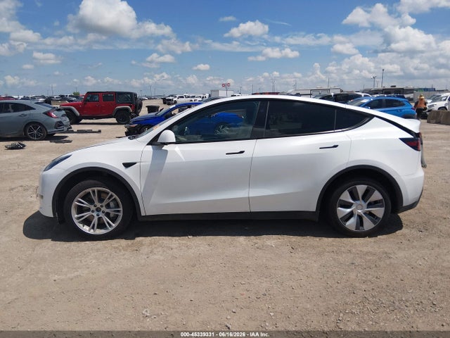 Продаж на аукціоні авто 2024 Tesla Model Y Long Range Dual Motor All-wheel Drive, vin: 7SAYGDEE3RA282370, номер лоту: 45339331