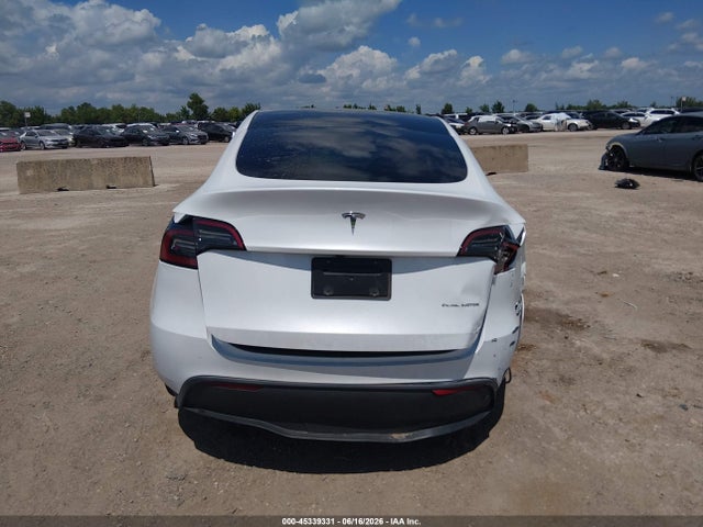 Продаж на аукціоні авто 2024 Tesla Model Y Long Range Dual Motor All-wheel Drive, vin: 7SAYGDEE3RA282370, номер лоту: 45339331