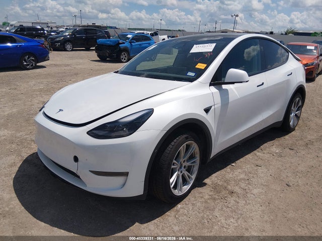 Продаж на аукціоні авто 2024 Tesla Model Y Long Range Dual Motor All-wheel Drive, vin: 7SAYGDEE3RA282370, номер лоту: 45339331