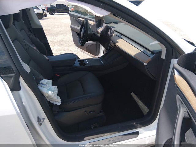 Продаж на аукціоні авто 2024 Tesla Model Y Long Range Dual Motor All-wheel Drive, vin: 7SAYGDEE3RA282370, номер лоту: 45339331
